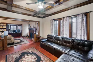 812 Garfield Ave, Rockford, IL 61103 - Photo 4