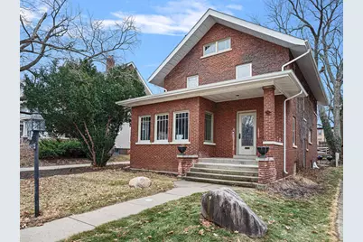 812 Garfield Avenue, Rockford, IL 61103 - Photo 2