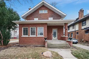 812 Garfield Ave, Rockford, IL 61103 - Photo 1