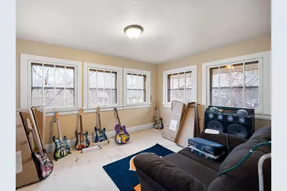 812 Garfield Avenue, Rockford, IL 61103 - Photo 16