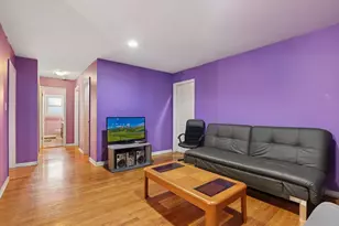 2147 Ridge Ave, Evanston, IL 60201 - Photo 4