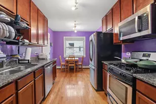 2147 Ridge Ave, Evanston, IL 60201 - Photo 8