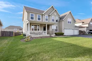 829 Preston Ln, Oswego, IL 60543 - Photo 2