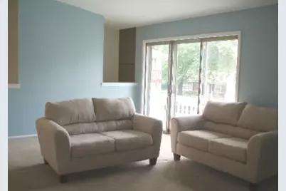 327 Carthage Court #D, Bloomingdale, IL 60108 - Photo 2