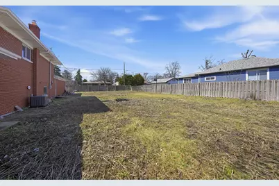 1344 Hirsch Avenue, Calumet City, IL 60409 - Photo 38