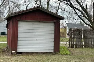 1025 E 1st St, Coal City, IL 60416 - Photo 14