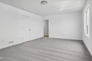 1233 Gillespie Ln, Yorkville, IL 60560 - Photo 12