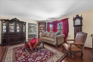 1190 Buttercup Ln, Bartlett, IL 60103 - Photo 2