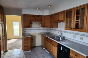 2736 178th St, Lansing, IL 60438 - Photo 6