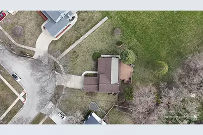 1123 Juniper Parkway, Libertyville, IL 60048 - Photo 34