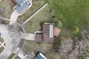 1123 Juniper Pkwy, Libertyville, IL 60048 - Photo 34