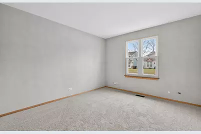 1030 Perry Drive, Algonquin, IL 60102 - Photo 8