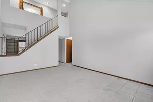 1030 Perry Dr, Algonquin, IL 60102 - Photo 4