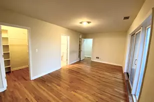 3336 W 19th St, Chicago, IL 60623 - Photo 6