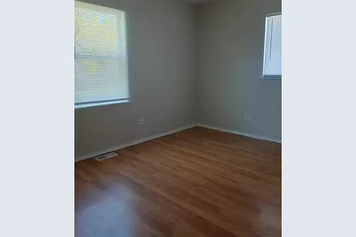 22223 Navaho Avenue, Sauk Village, IL 60411 - Photo 6