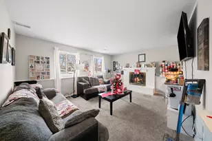 220 N Rosedale Ave, Aurora, IL 60506 - Photo 14