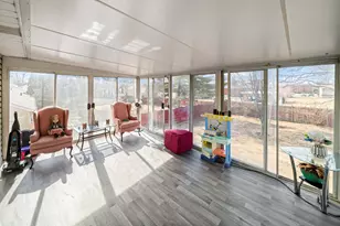 220 N Rosedale Ave, Aurora, IL 60506 - Photo 30