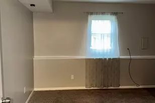 220 N Rosedale Ave, Aurora, IL 60506 - Photo 18