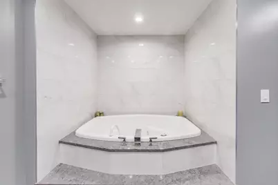 1001 W Madison Street #710, Chicago, IL 60607 - Photo 16