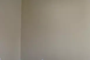 8523 S Muskegon Ave, Chicago, IL 60617 - Photo 4