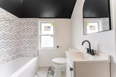 225 Marshall Avenue, Bellwood, IL 60104 - Photo 10