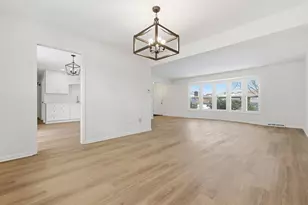 15606 Hollyhock Ct, Orland Park, IL 60462 - Photo 14