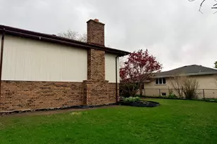 15606 Hollyhock Ct, Orland Park, IL 60462 - Photo 4