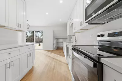 15606 Hollyhock Court, Orland Park, IL 60462 - Photo 10