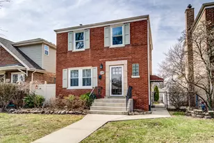10548 S Springfield Ave, Chicago, IL 60655 - Photo 2