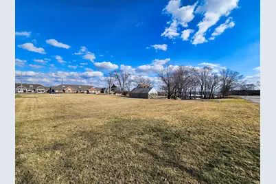 2213 Weber Road S, Crest Hill, IL 60403 - Photo 10