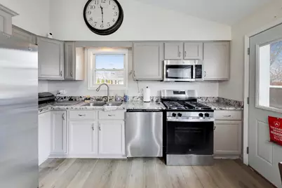 [Address not provided], Addison, IL 60101 - Photo 6