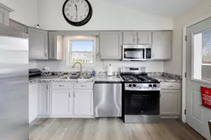 [Address not provided], Addison, IL 60101 - Photo 6