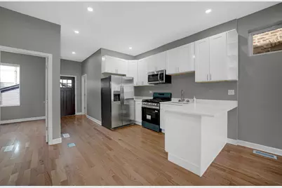 4528 W Maypole Avenue, Chicago, IL 60624 - Photo 6