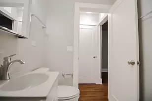 817 W Lakeside Pl, Chicago, IL 60640 - Photo 16