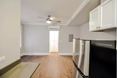 817 W Lakeside Place #705, Chicago, IL 60640 - Photo 6