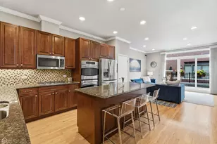 2657 N Hermitage Ave, Chicago, IL 60614 - Photo 12