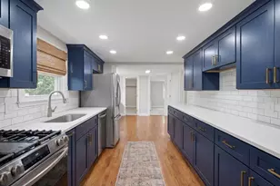 18301 Le Claire Ave, Country Club Hills, IL 60478 - Photo 10