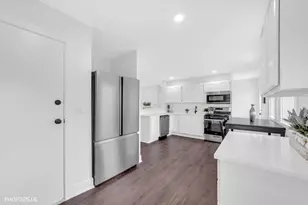 115 Fairlane Dr, Joliet, IL 60435 - Photo 8