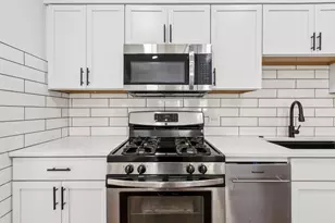 26 N Craig Pl, Lombard, IL 60148 - Photo 4