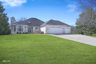 365 E Pine Meadow Ct, Morris, IL 60450 - Photo 1