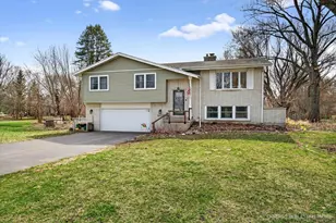 1214 Jill Peak Dr, Sleepy Hollow, IL 60118 - Photo 1