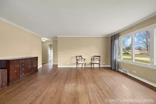 1S285 Myrtle Ave, Oakbrook Terrace, IL 60181 - Photo 4