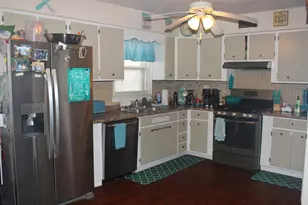 220 N East St, Earlville, IL 60518 - Photo 2