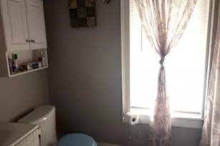 220 N East St, Earlville, IL 60518 - Photo 6