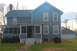 220 N East St, Earlville, IL 60518 - Photo 1