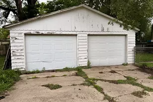 1005 E Main St, Clifton, IL 61727 - Photo 12