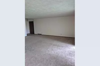 43 Crystal Court #B1, Pontiac, IL 61764 - Photo 10