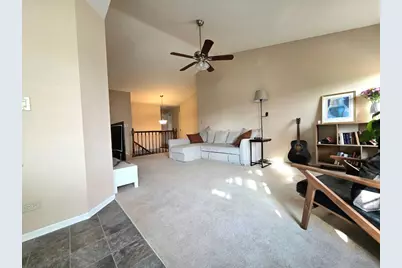 1914 Quaker Hollow Lane, Streamwood, IL 60107 - Photo 6