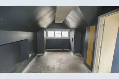 8242 S Honore Street, Chicago, IL 60620 - Photo 8