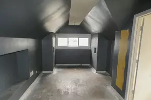 8242 S Honore St, Chicago, IL 60620 - Photo 8